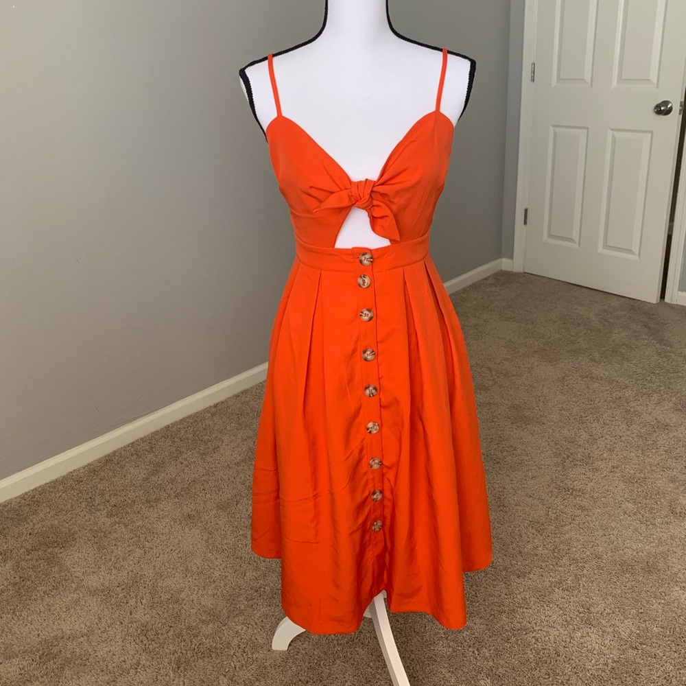 - NWOT Forever 21 orange midi dress size S